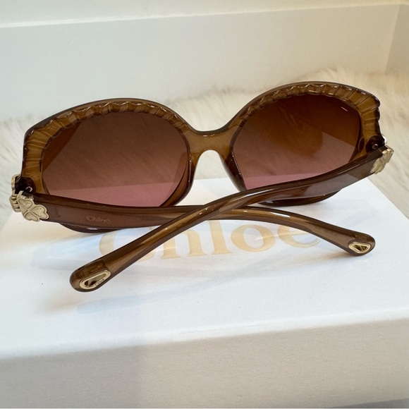 Authentic Chloe oversized sunglasses - Picture 3 of 10